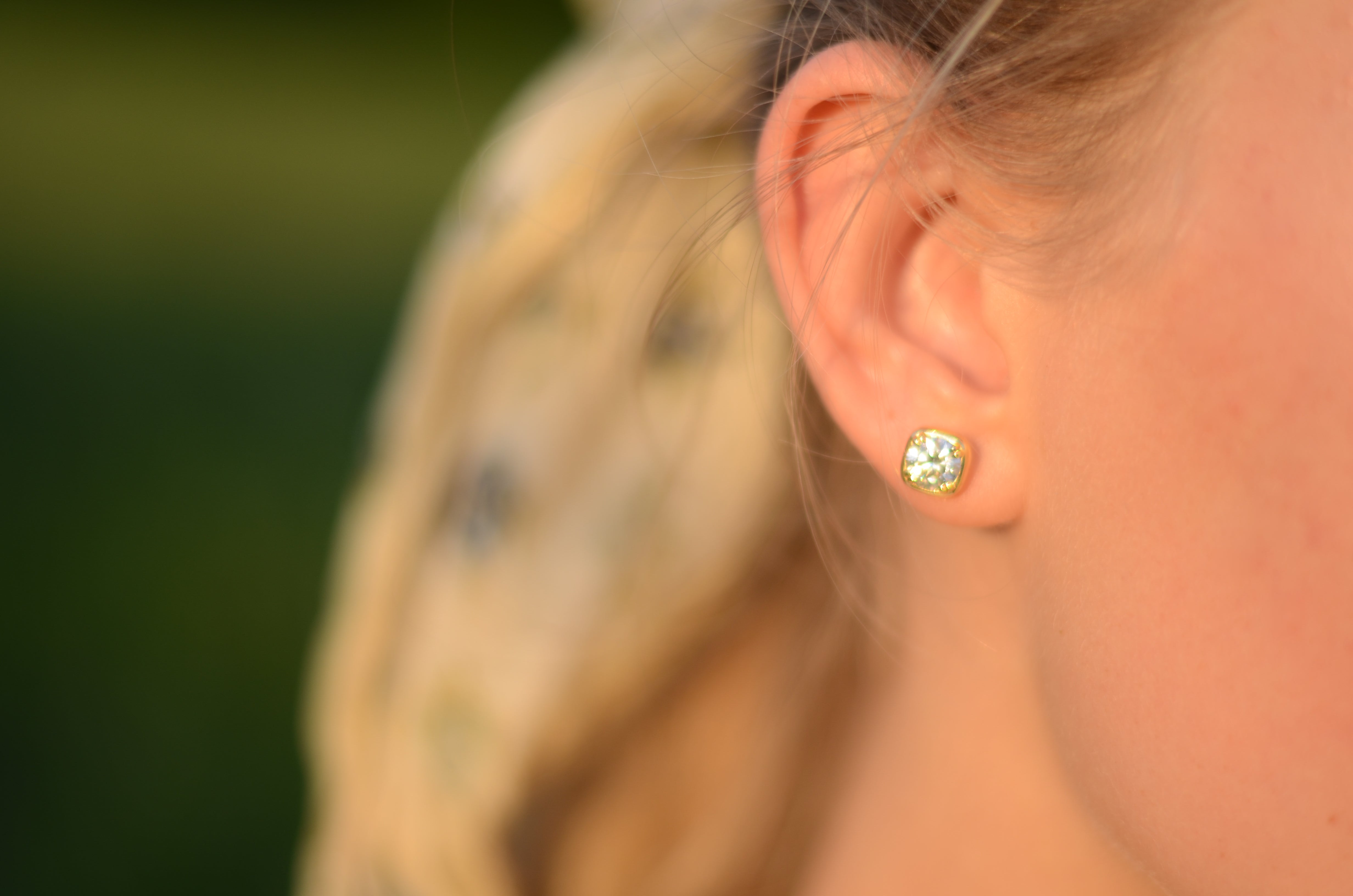 Everyday diamond studs- Moissanite 1 carat