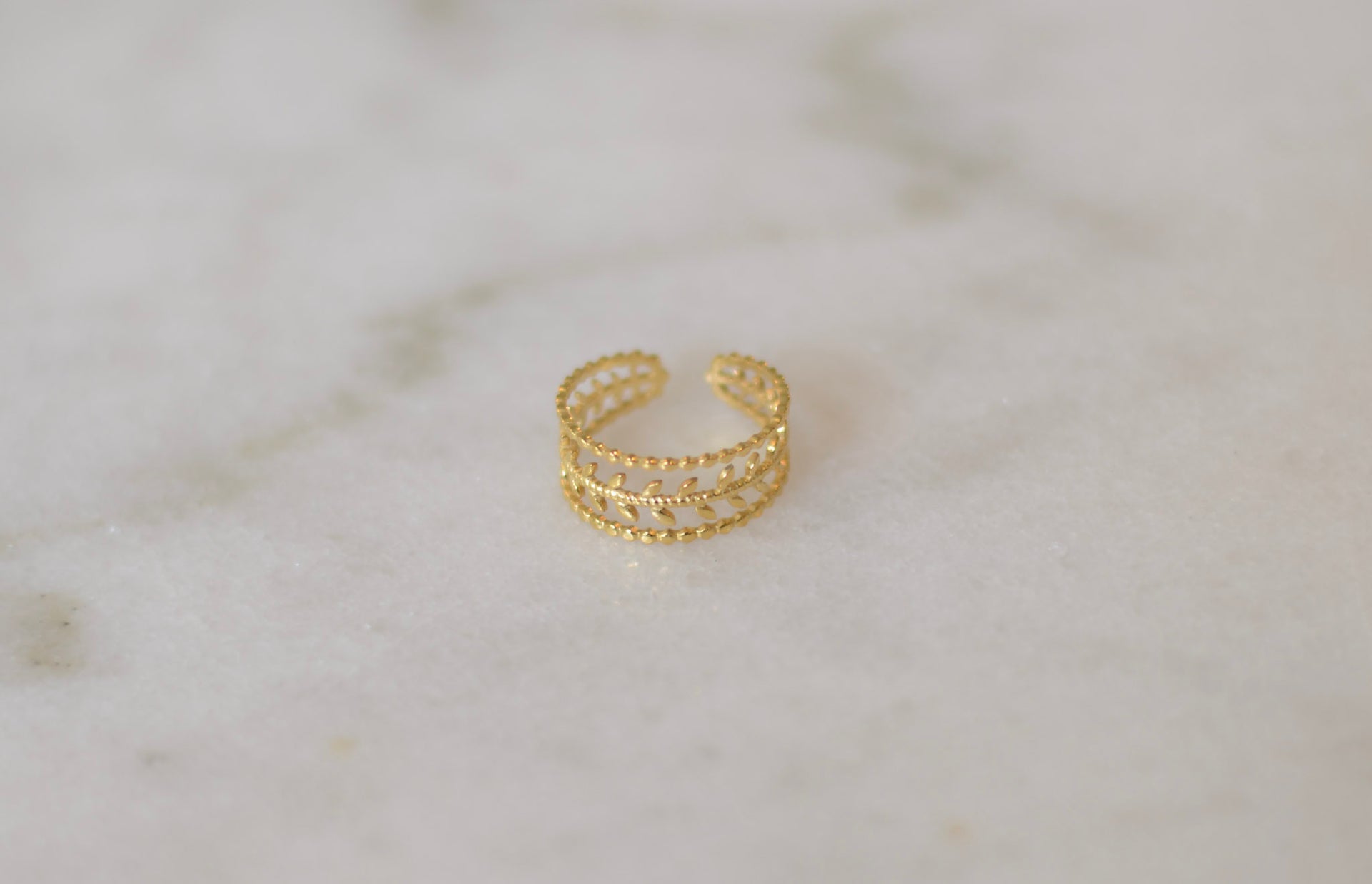 Athena - Leaf Design Adjustable Ring – 18k Gold Plated Stainless Steel